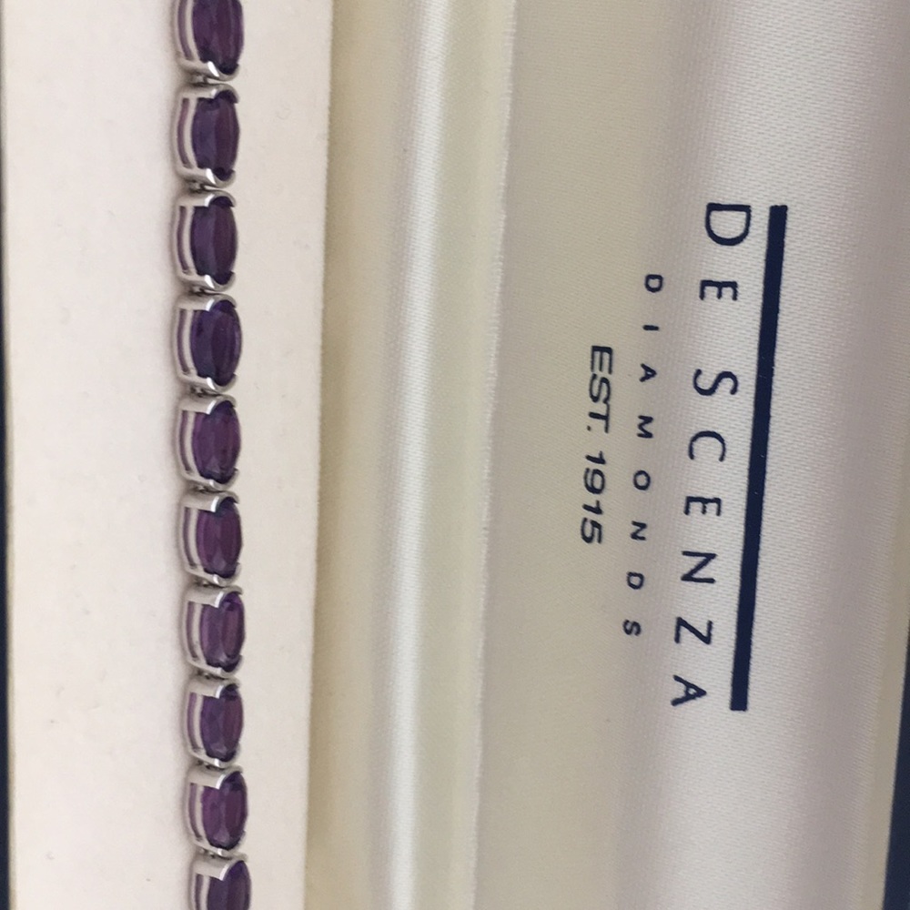 Amethyst tennis bracelet in white gold 21 stones in14kt matching earrings also